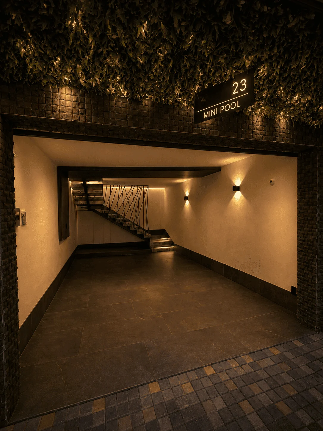 Suite Mini Pool — interior